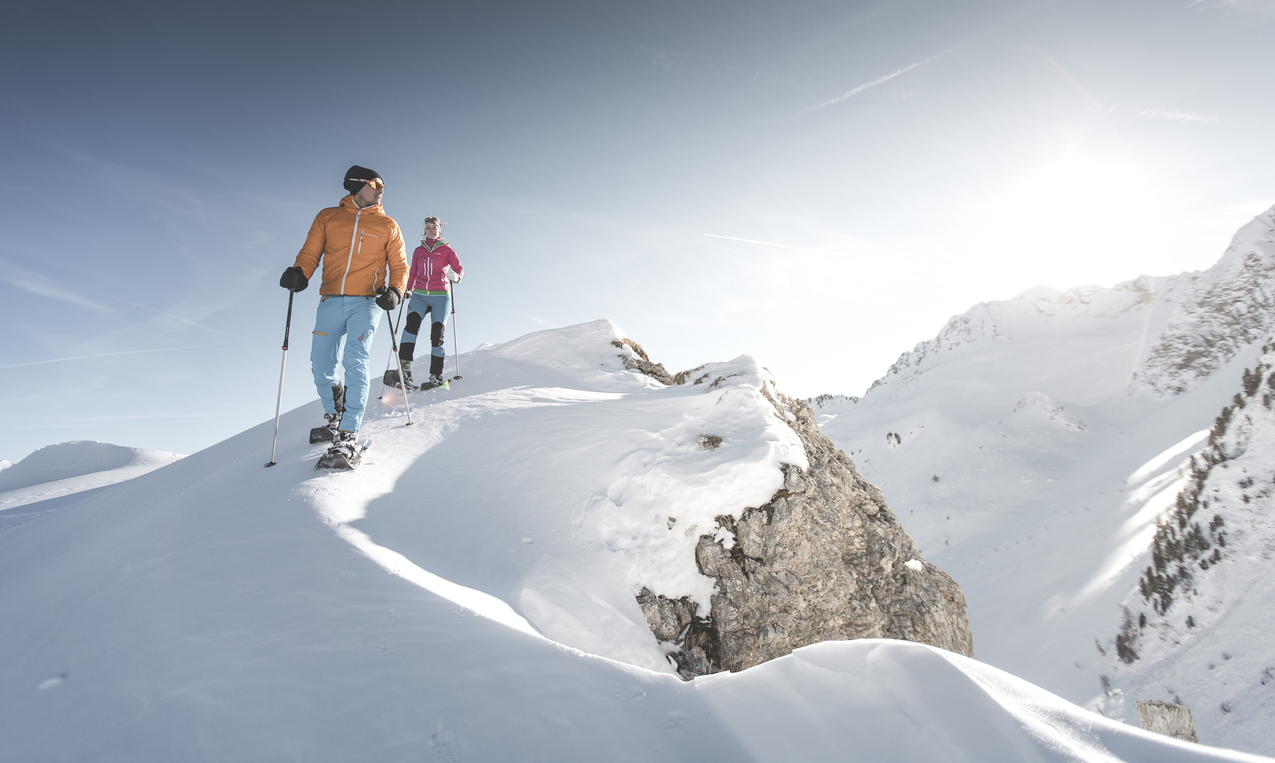 Idyllische Wege durch verschneite Wälder und ruhige Täler mit malerischer Winterlandschaft.<br><br><a class="elementor-button elementor-button-link elementor-size-sm" href="https://www.ratschings.info/de/aktiv-in-der-natur/winter-erleben.html" target="_blank" rel="nofollow"><span class="elementor-button-content-wrapper"><span class="elementor-button-text">Mehr erfahren</span></span></a>